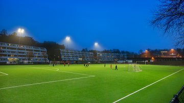 Styrning av belysning för sportanläggningar