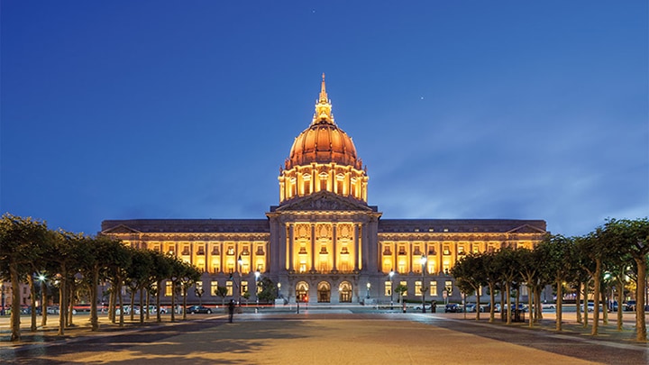 Celebrating 5 years of dynamic LED lighting by Color Kinetics