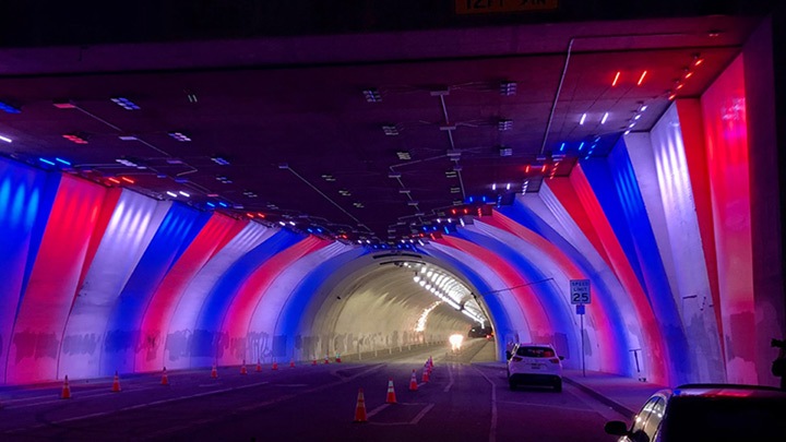 Los Angeles&rsquo; 2nd Street Tunnel with Light